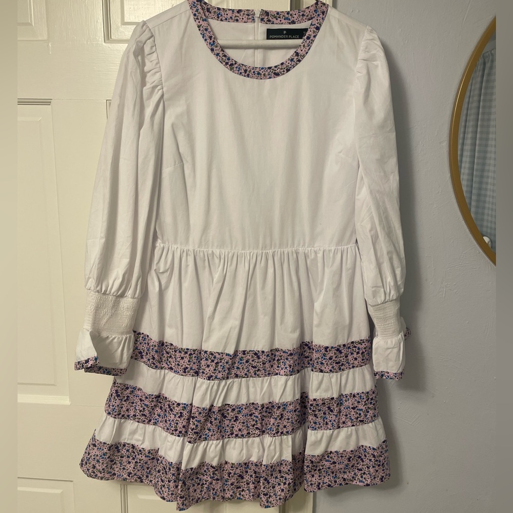 Tuckernuck Pomander Place - never worn